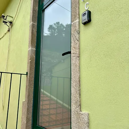 דירה House