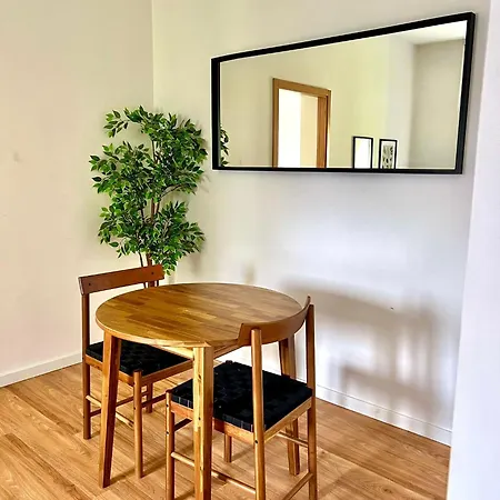 House דירה